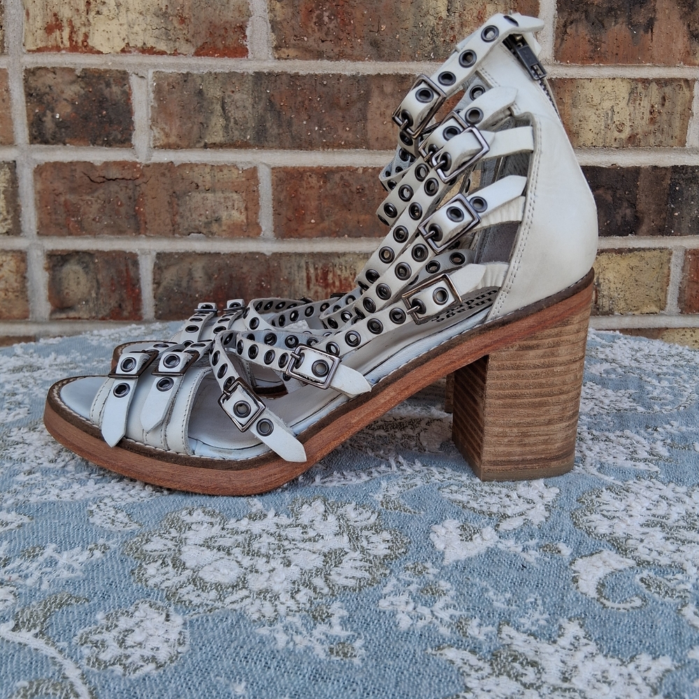 Vintage Foundry Co.Jamina Leather Studded Blocked Heel Sandals Sz. 8.5 - Picture 7 of 14